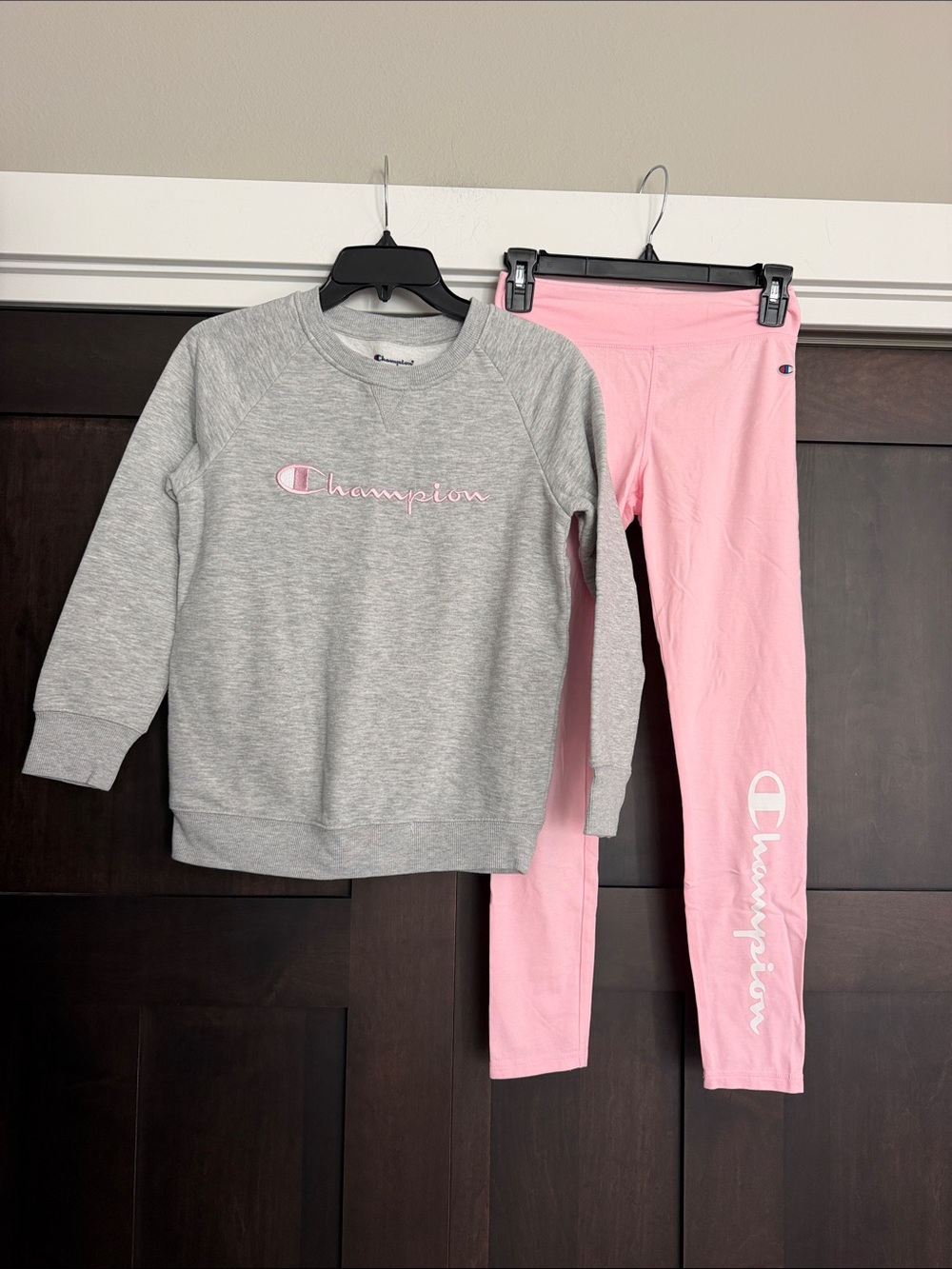 Champion Girls Gray Sweatshirt & Pink Leggings Set size Medium NEW